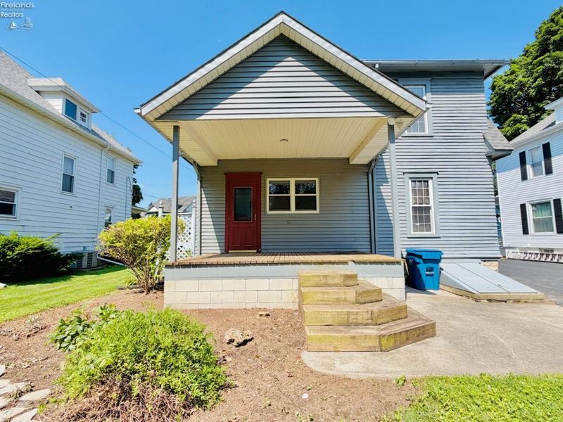 202 Euclid Avenue, Bellevue, OH 44811 Photo 39