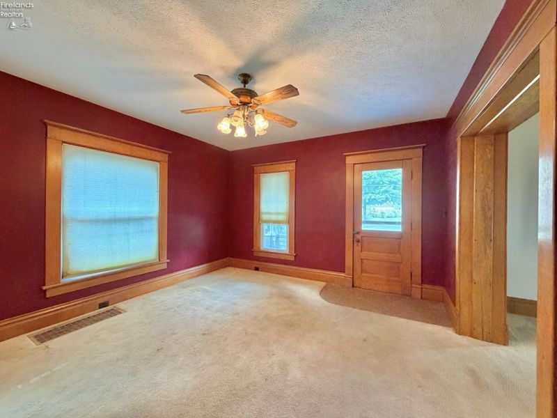 202 Euclid Avenue, Bellevue, OH 44811 Photo 9
