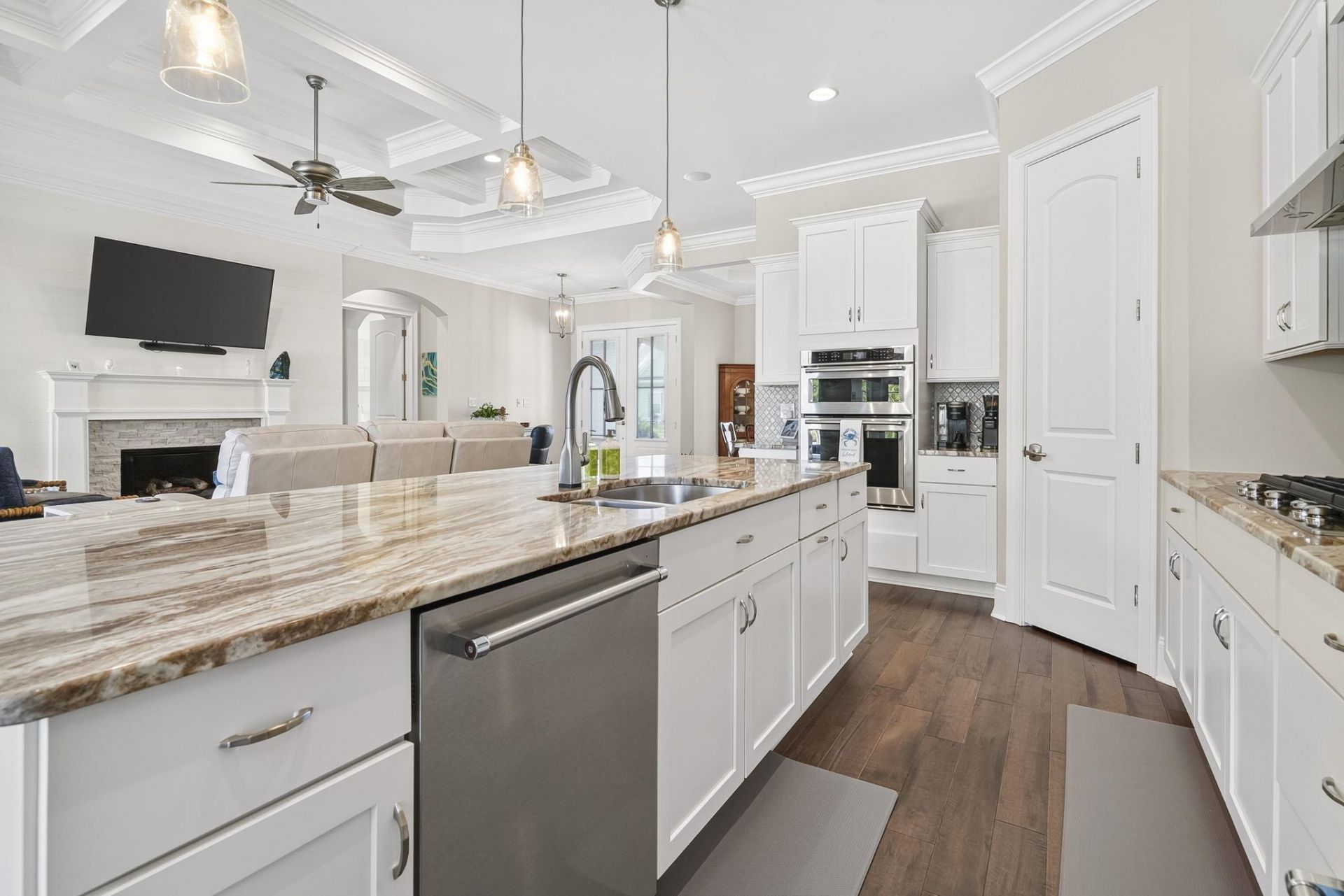 5968 Bolsena Place  Photo 17