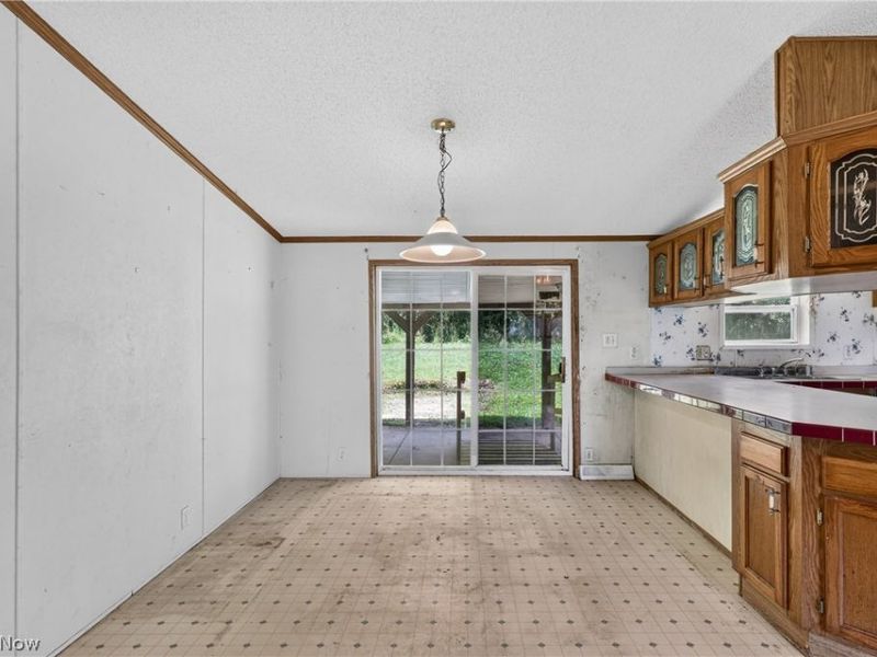 4926 Adams Road, East Palestine, OH 44413 Photo 5