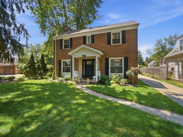 2221 Densmore Drive , Toledo, OH 43606