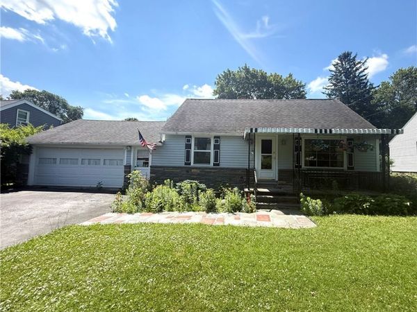 19 Beechwood Road, New Hartford, NY 13413