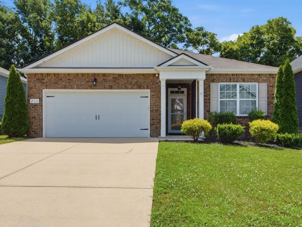 716 Prominence Rd, Columbia, TN 38401