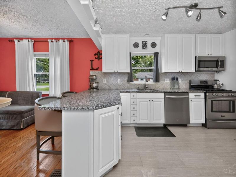 8008 Camner Avenue, Sycamore Township, OH 45236 Photo 7