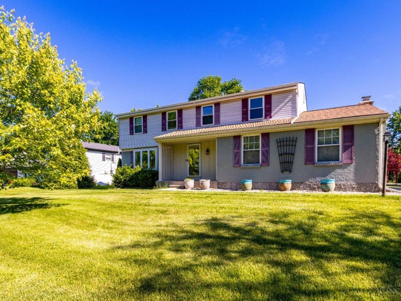 8147 Woodward Drive, West Chester, OH 45069 Photo 1
