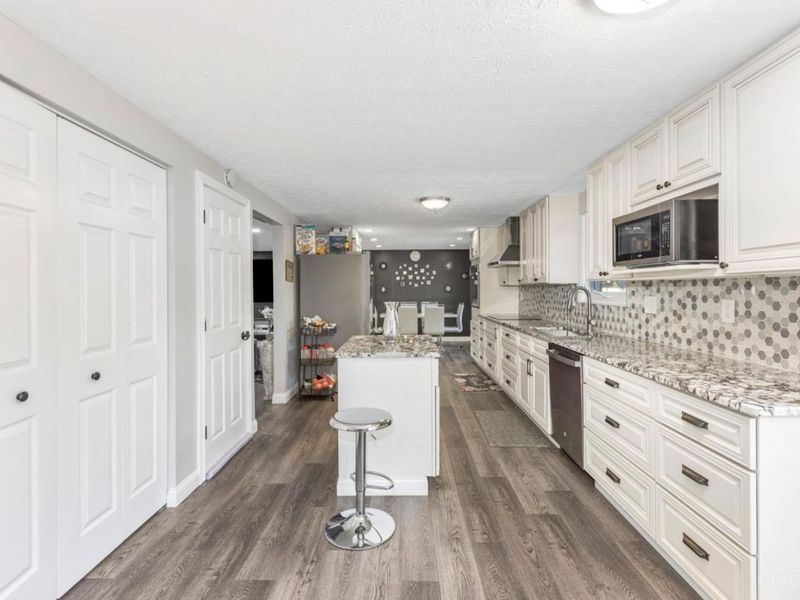 8147 Woodward Drive, West Chester, OH 45069 Photo 9