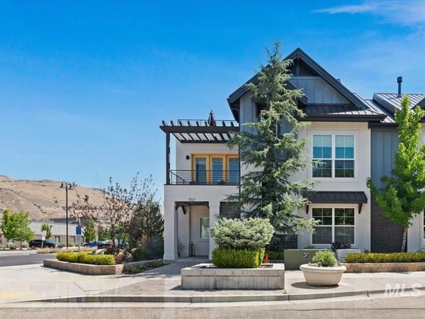 3307 E Trifecta Ln, Boise, ID 83716