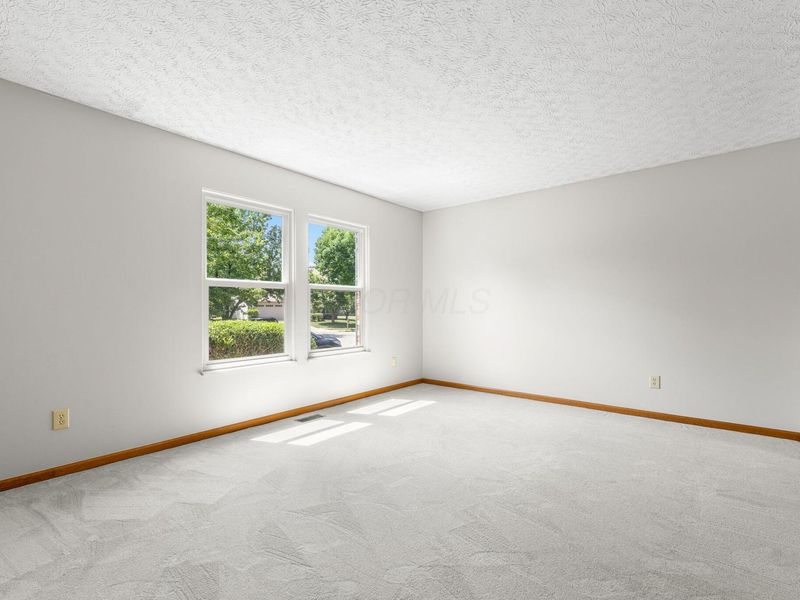 4426 Brickwood Drive, Hilliard, OH 43026 Photo 4