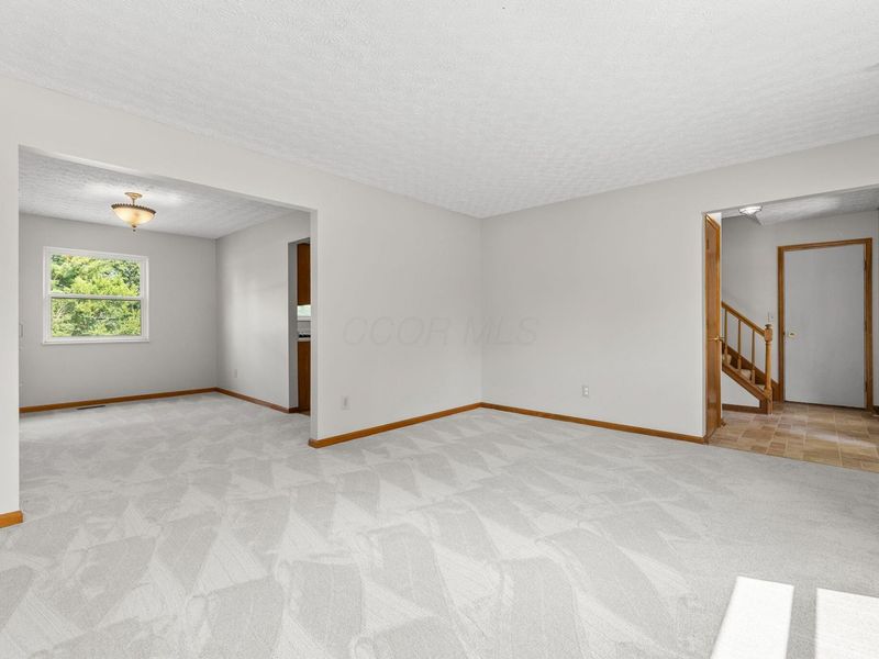 4426 Brickwood Drive, Hilliard, OH 43026 Photo 6