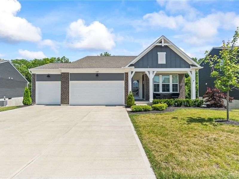 1189 Heathgate Way, Fairborn, OH 45324 Photo 1