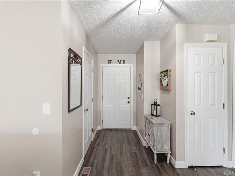 1935 Springwood Drive, Piqua, OH 45356 Photo 10