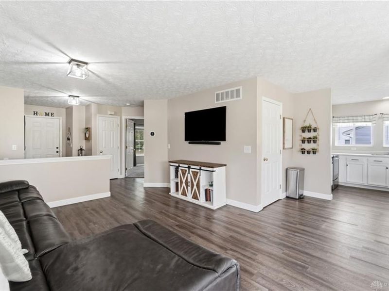 1935 Springwood Drive, Piqua, OH 45356 Photo 17