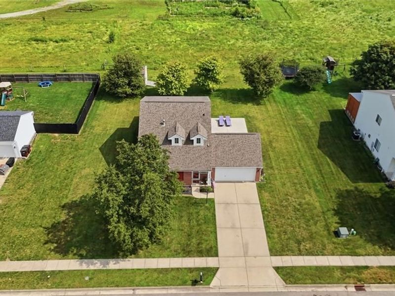 1935 Springwood Drive, Piqua, OH 45356 Photo 5