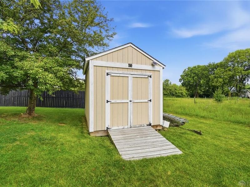 1935 Springwood Drive, Piqua, OH 45356 Photo 85