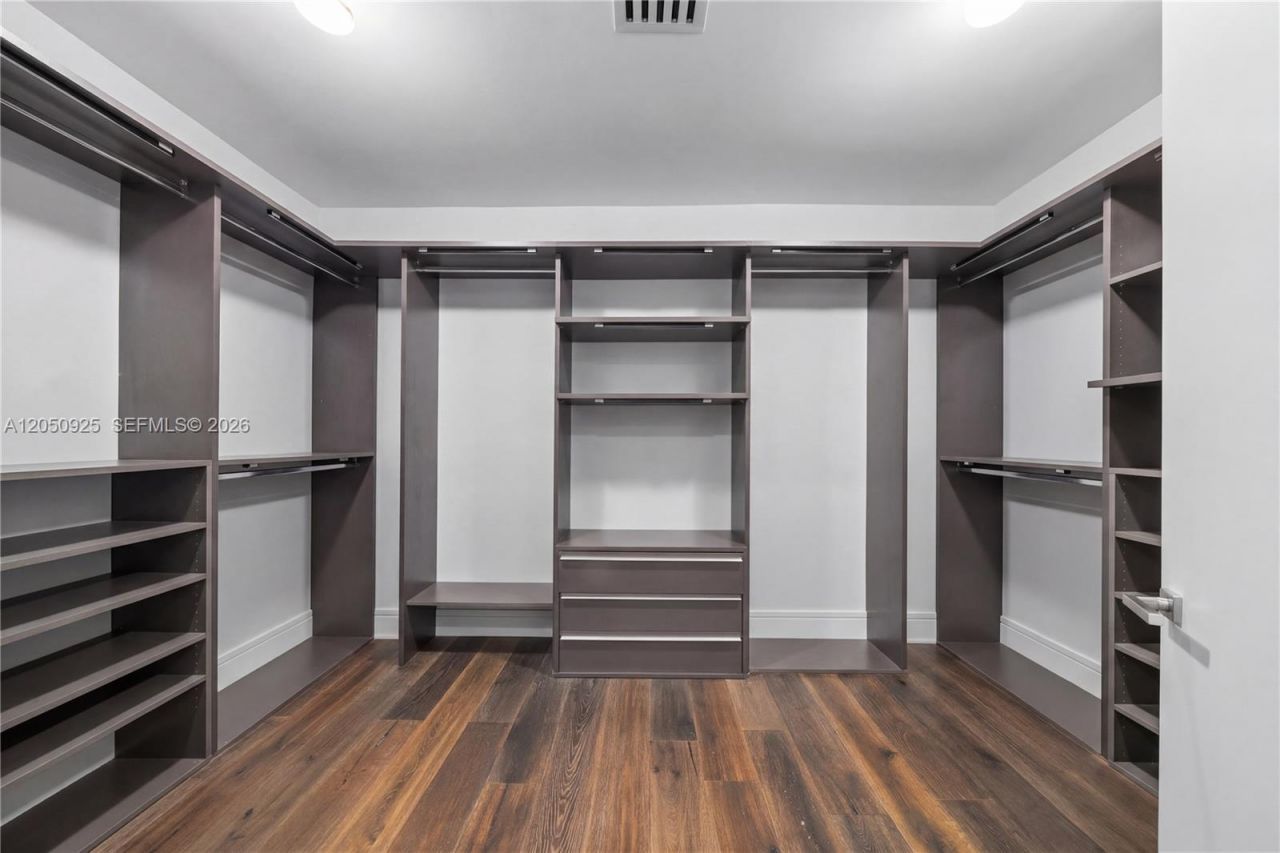 3250 NE 188th St, Unit 608, Aventura, FL 33180 Photo