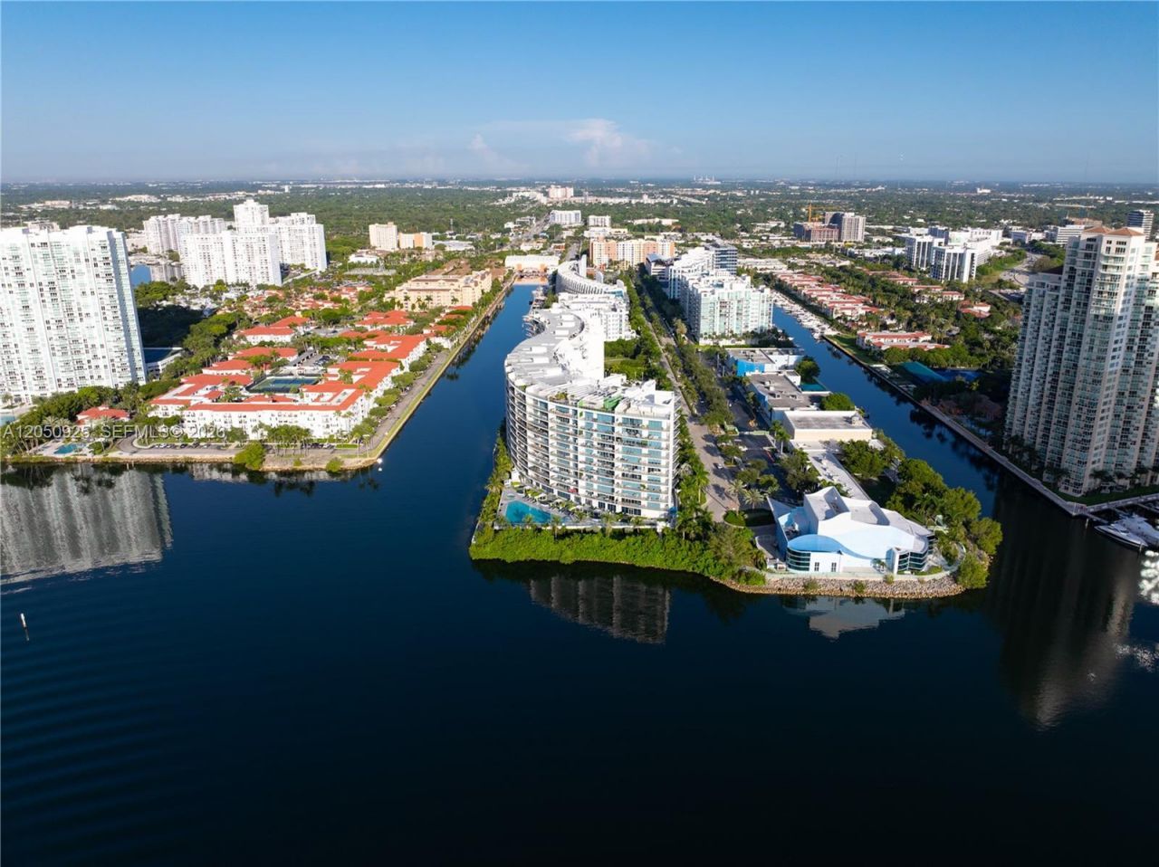 3250 NE 188th St, Unit 608, Aventura, FL 33180 Photo