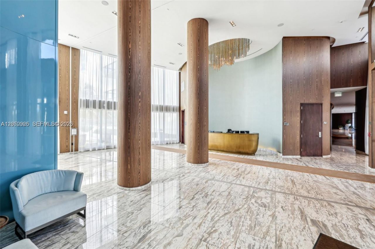 3250 NE 188th St, Unit 608, Aventura, FL 33180 Photo