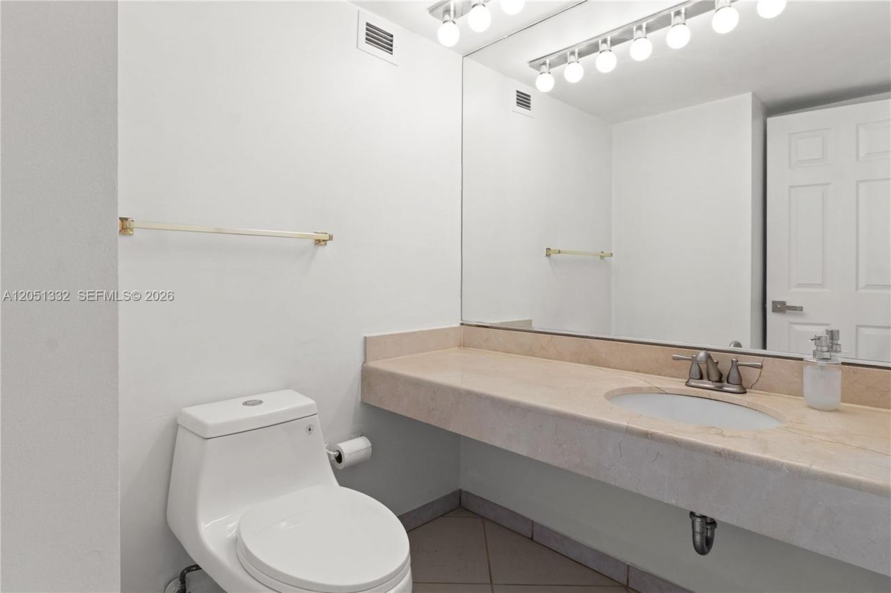 6770 Indian Creek Dr, Unit 12R, Miami Beach, FL 33141 Photo