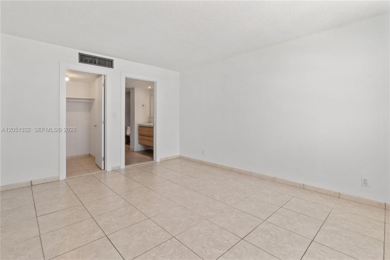 6770 Indian Creek Dr, Unit 12R, Miami Beach, FL 33141 Photo