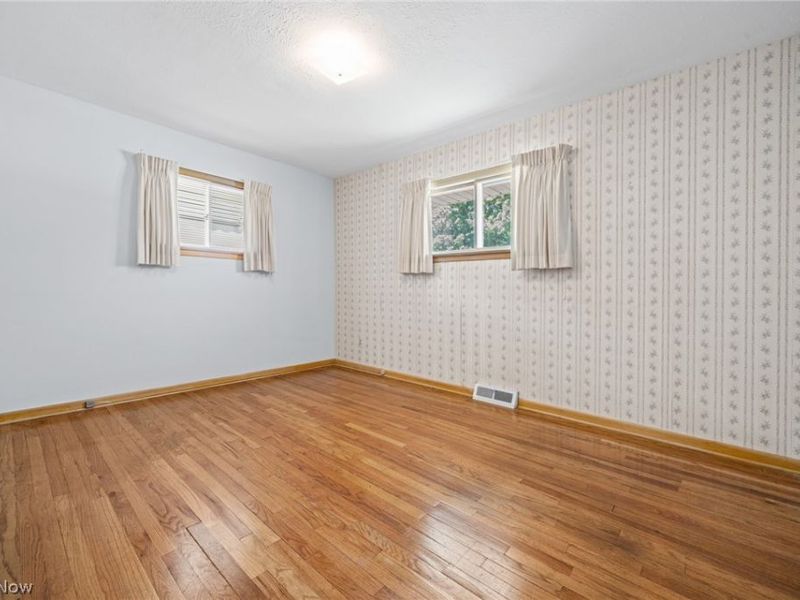 11021 Schwab Drive, Parma, OH 44130 Photo 17