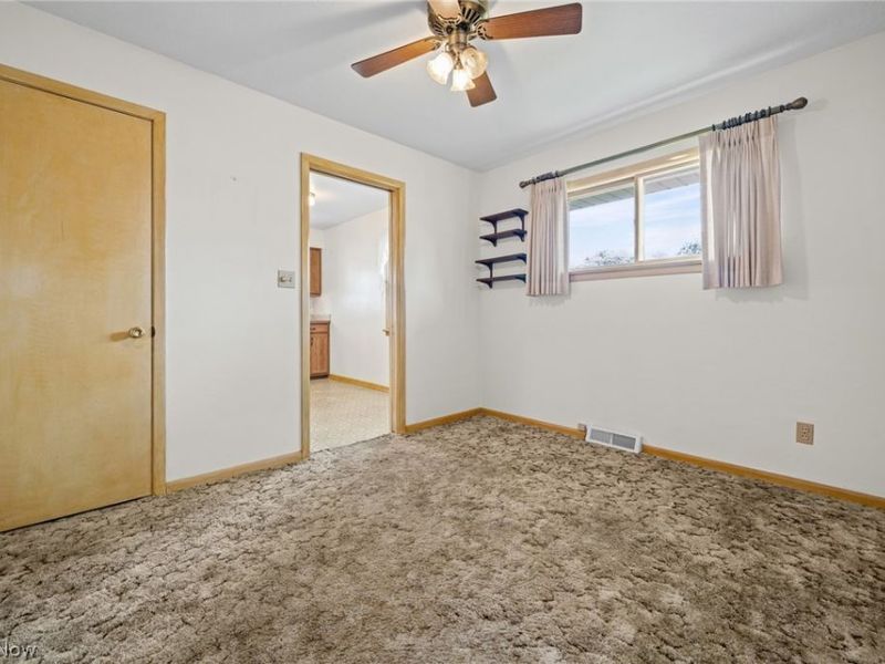 11021 Schwab Drive, Parma, OH 44130 Photo 24