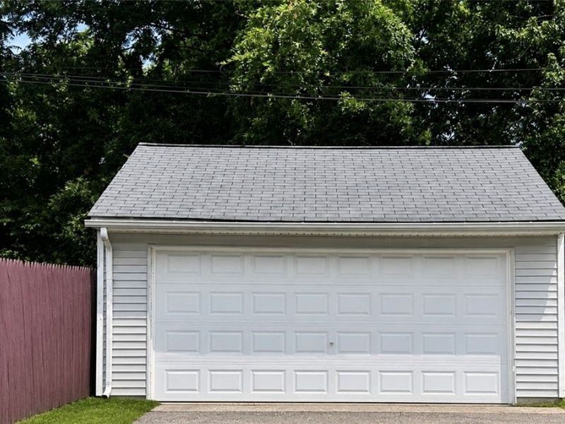 12905 Forest Avenue, Cleveland, OH 44120 Photo 2
