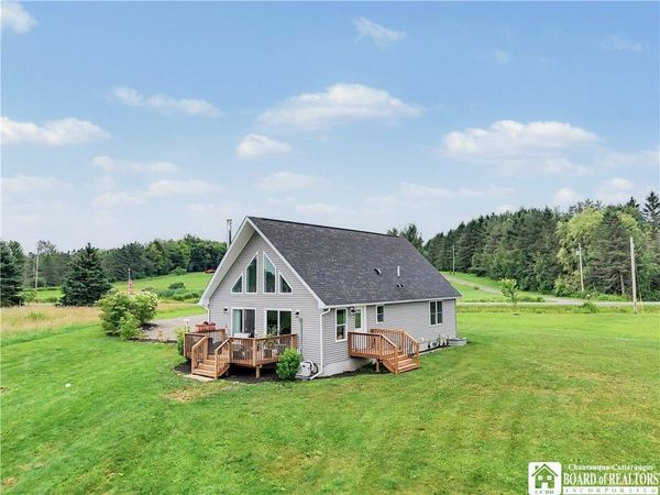 1710 28th Creek Rd , Falconer, NY 14733