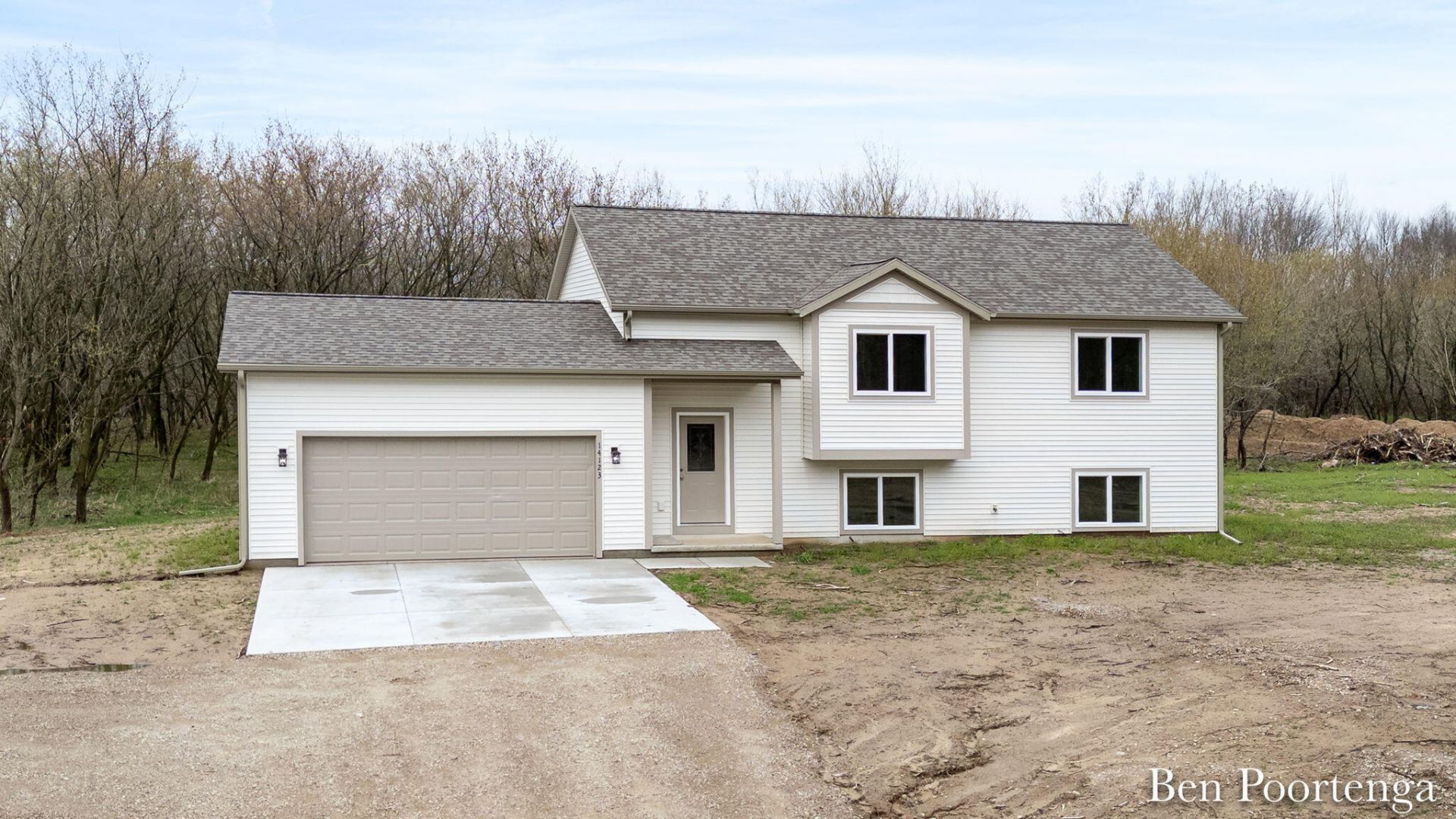 14123 Beardslee Street Ne, Greenville, MI 48838 Main Photo