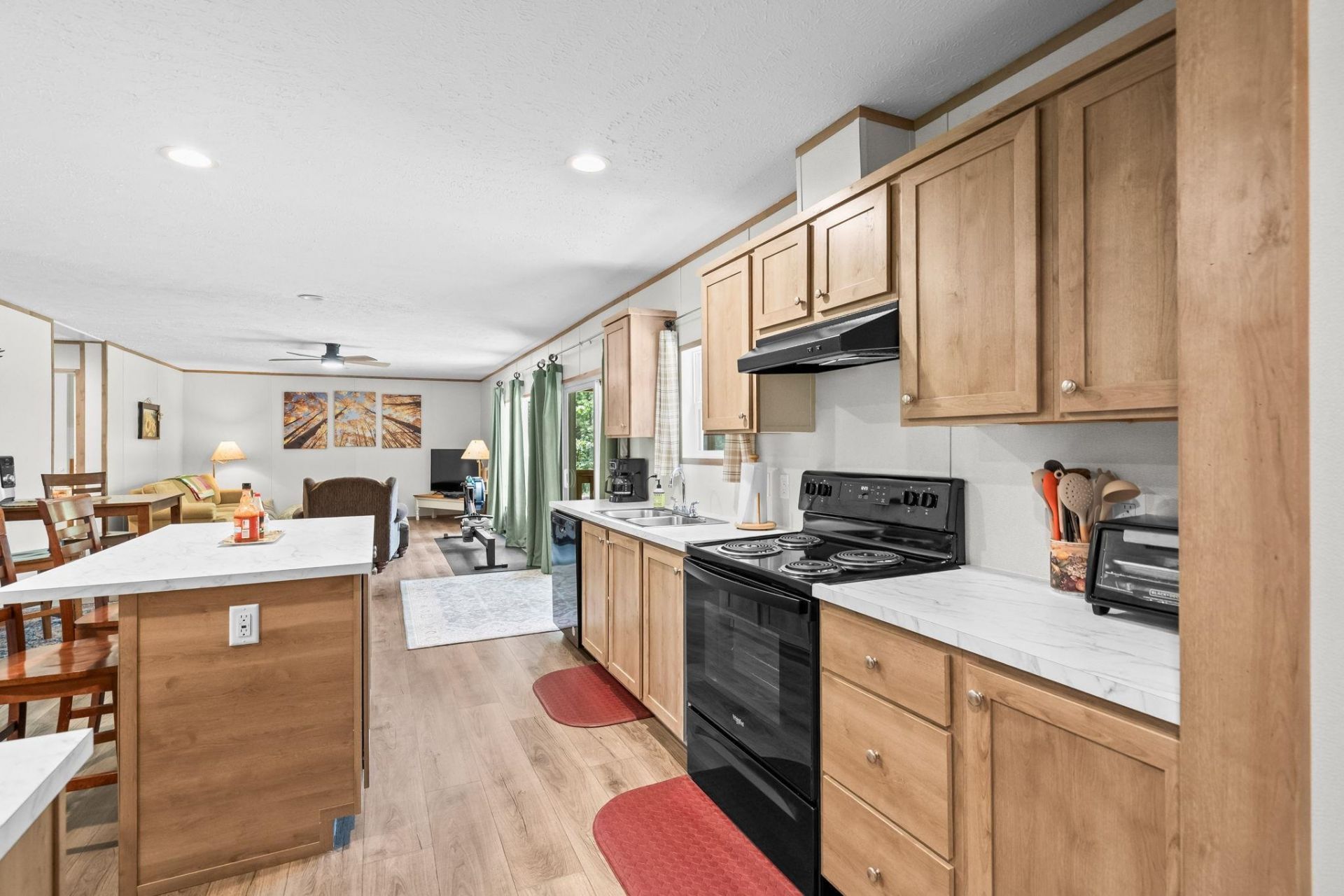 2463 Hanna Lake Rd.  Photo 12