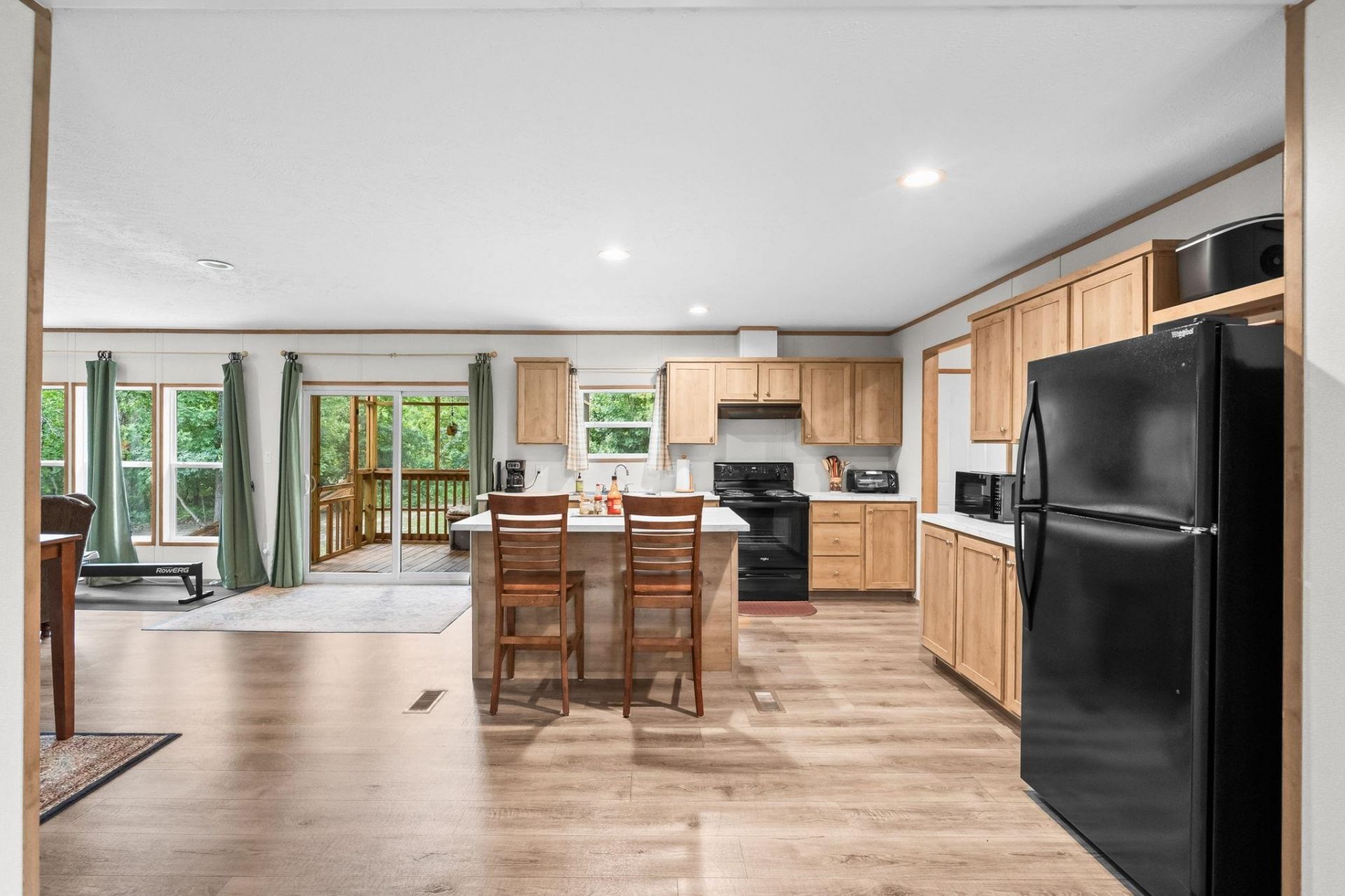 2463 Hanna Lake Rd.  Photo 8