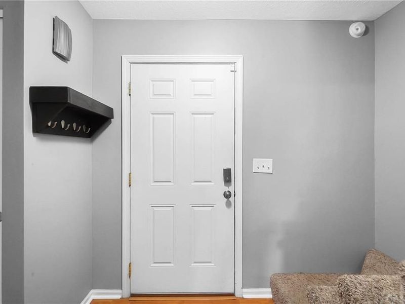 1099 Beaver Valley Road, Beavercreek, OH 45434 Photo 5