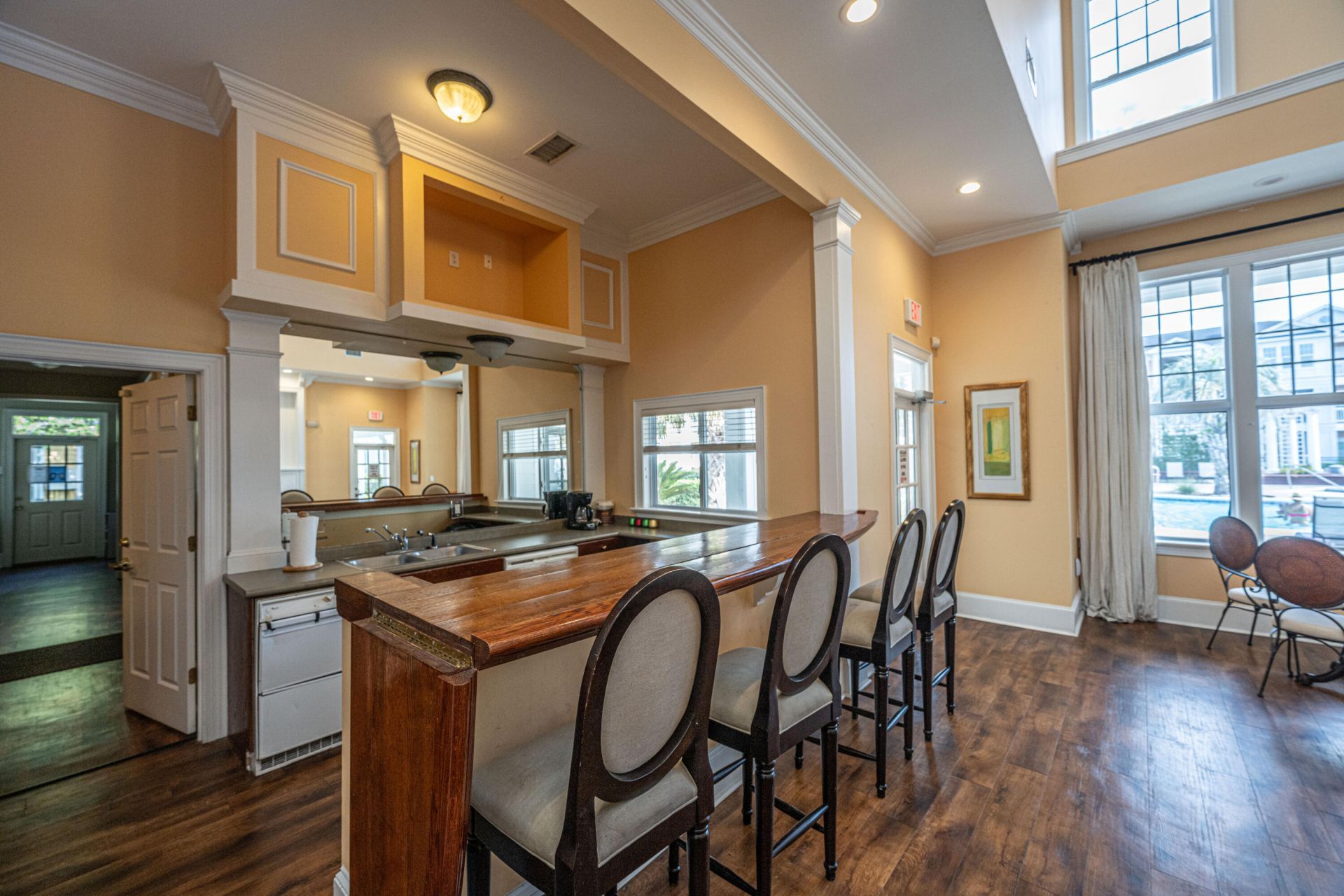 2128 Chatelain Way Photo 38