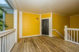 2128 Chatelain Way photo 4