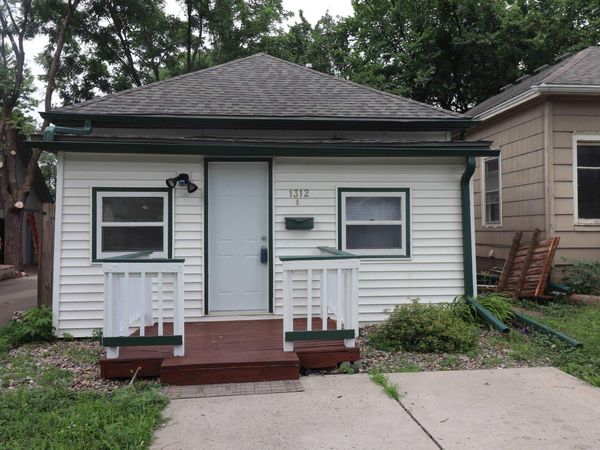 1312 E 5th St, Sioux Falls, SD 57103