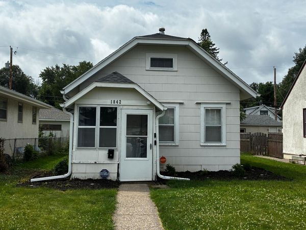 1842 Arlington Avenue E, Saint Paul, MN 55119