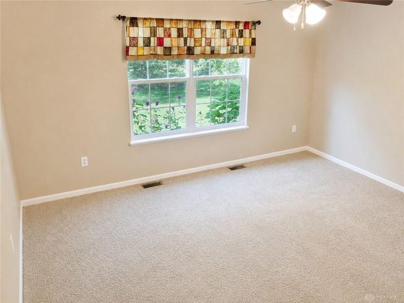 638 Willow Point Court, Troy, OH 45373 Photo 12