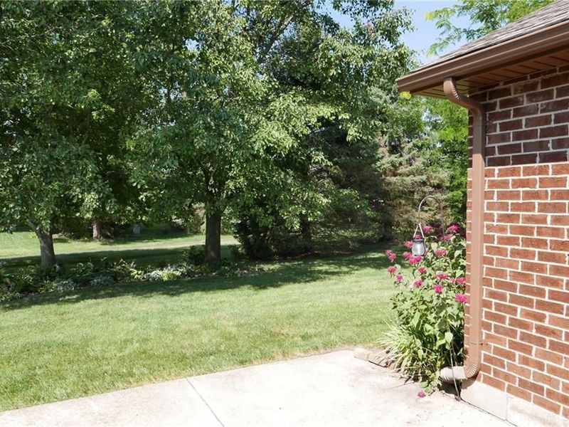 638 Willow Point Court, Troy, OH 45373 Photo 25