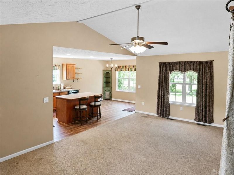 638 Willow Point Court, Troy, OH 45373 Photo 5
