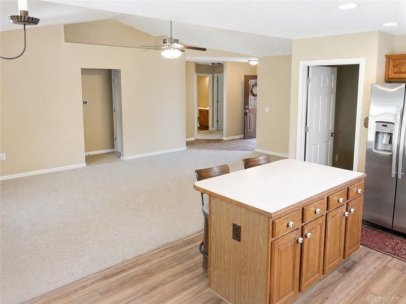 638 Willow Point Court, Troy, OH 45373 Photo 8
