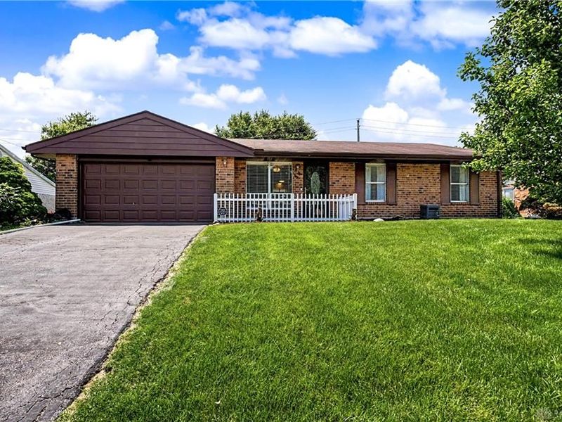 240 Orchard Hill Drive, West Carrollton, OH 45449 Photo 1