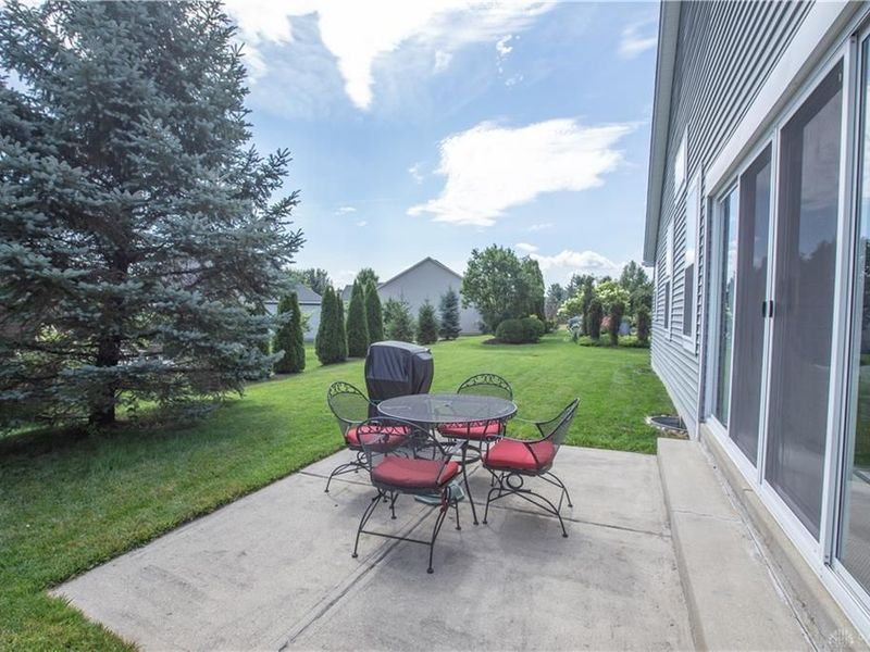 1454 Runnymeade Way, Beavercreek Township, OH 45385 Photo 18