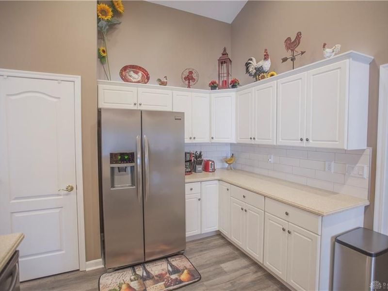 1454 Runnymeade Way, Beavercreek Township, OH 45385 Photo 7