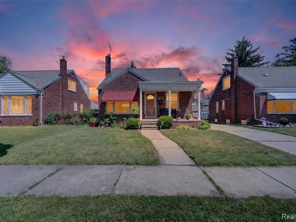 1470 Moran Avenue, Lincoln Park, MI 48146