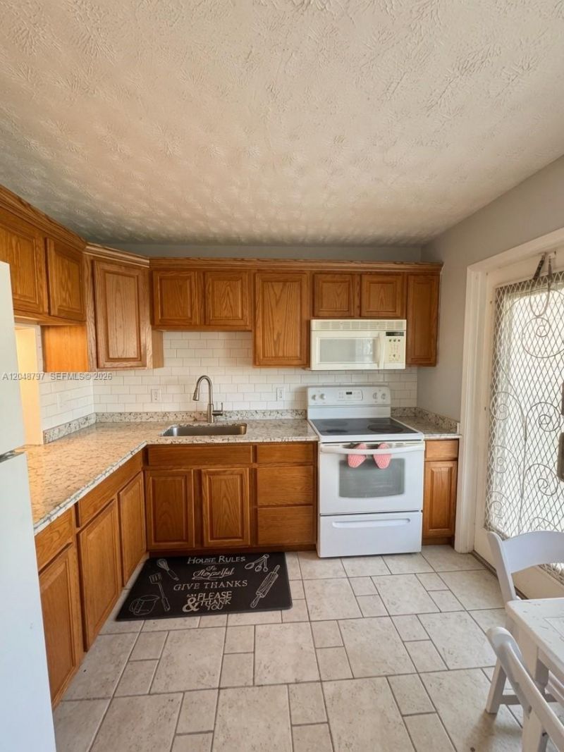 950 Hillcrest Dr, Unit 109, Hollywood, FL 33021 Photo