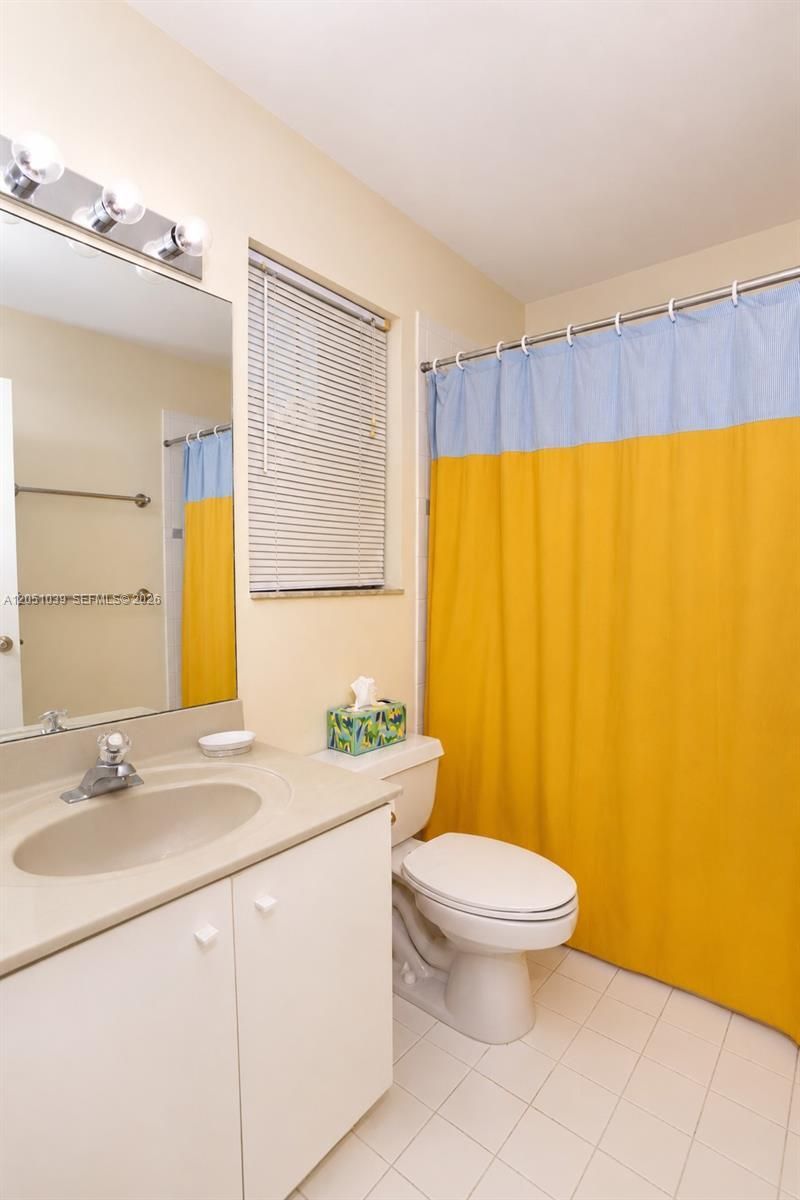 1115 Weeping Willow Way , Hollywood, FL 33019 Photo