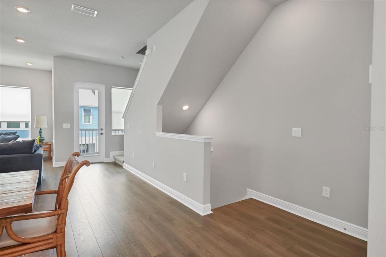 2329 Lindstrom Street , Sarasota, FL 34236 Photo