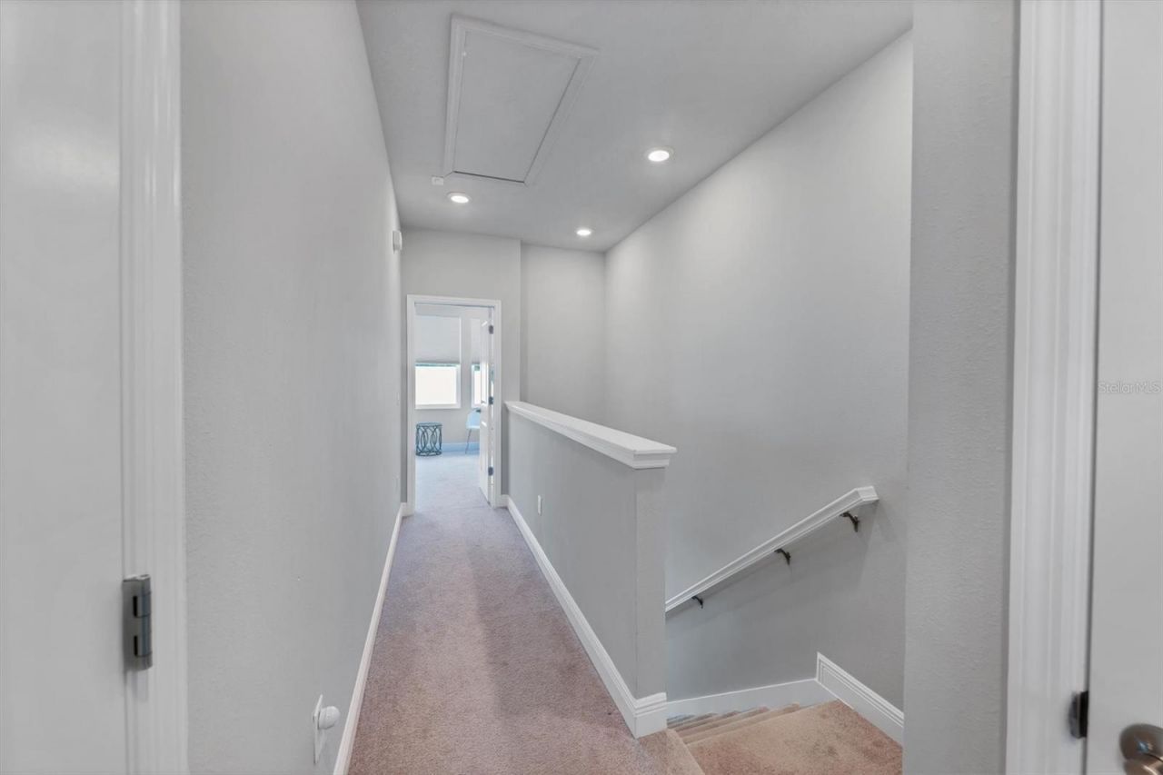 2329 Lindstrom Street , Sarasota, FL 34236 Photo