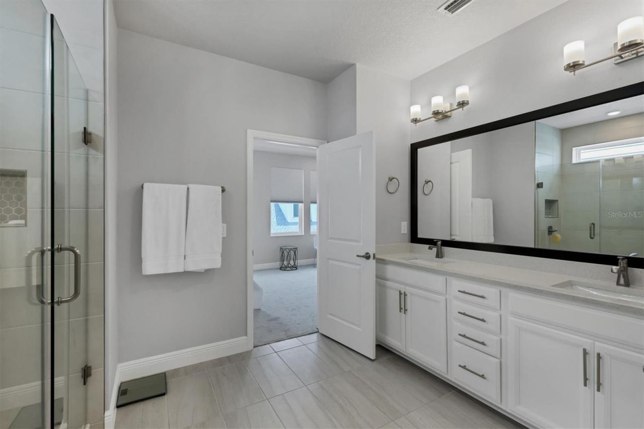 2329 Lindstrom Street , Sarasota, FL 34236 Photo