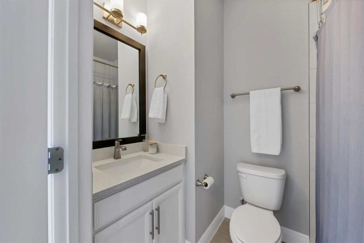 2329 Lindstrom Street , Sarasota, FL 34236 Photo