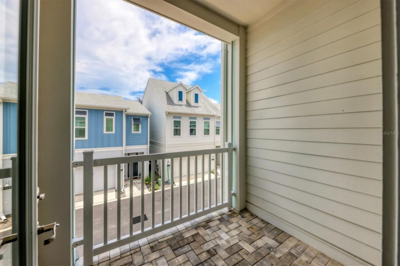2329 Lindstrom Street , Sarasota, FL 34236 Photo